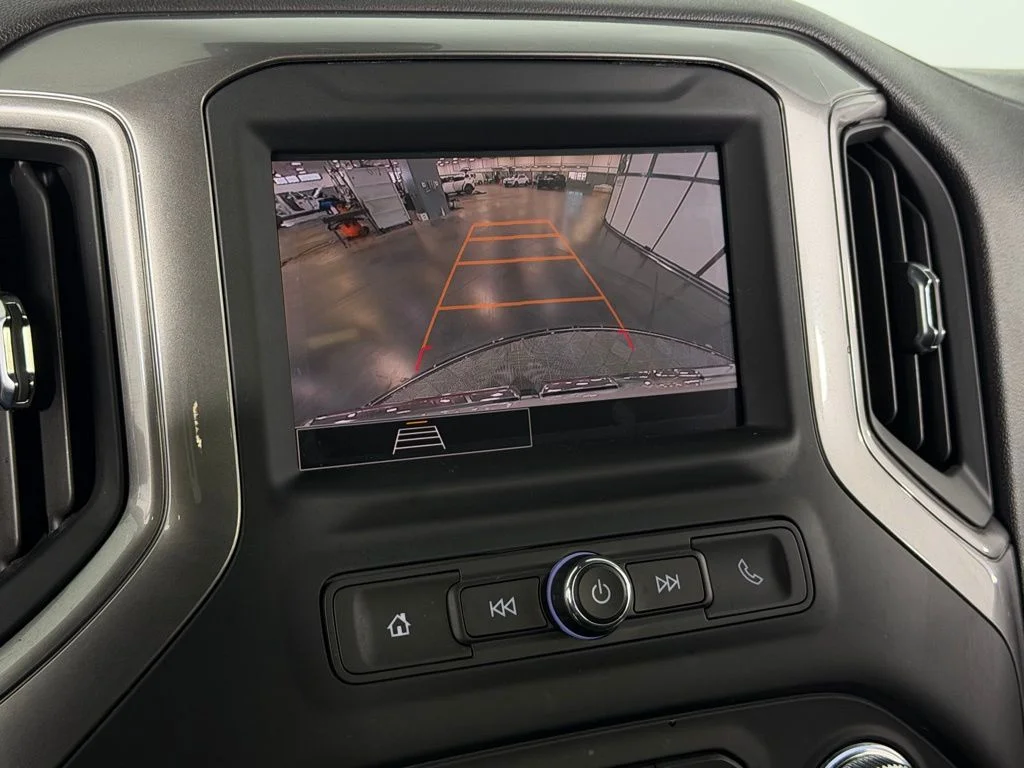 Certified Used 2024 White GMC Pro image 21