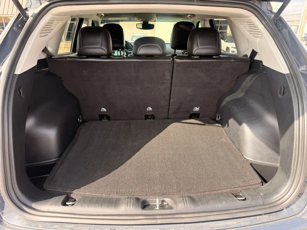 Used 2018 Black Jeep Limited image 16