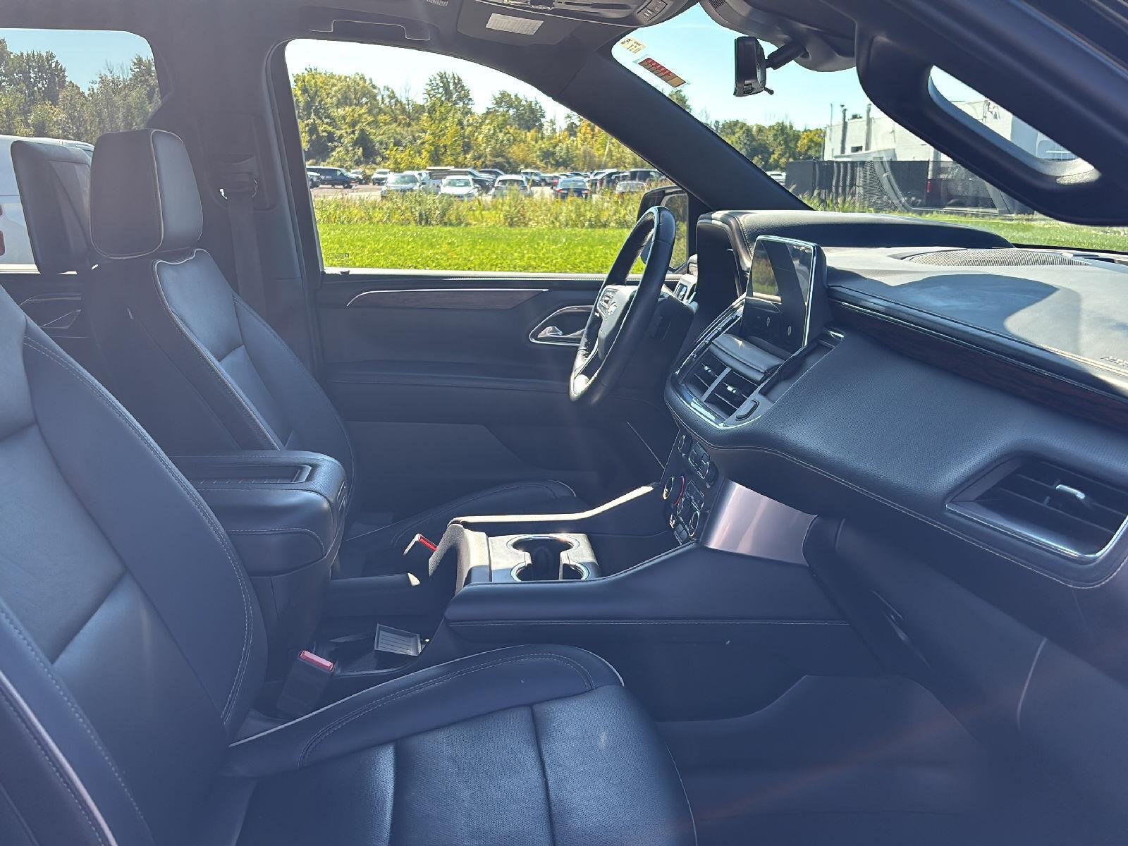 Used 2023 Black Chevrolet Premier image 28