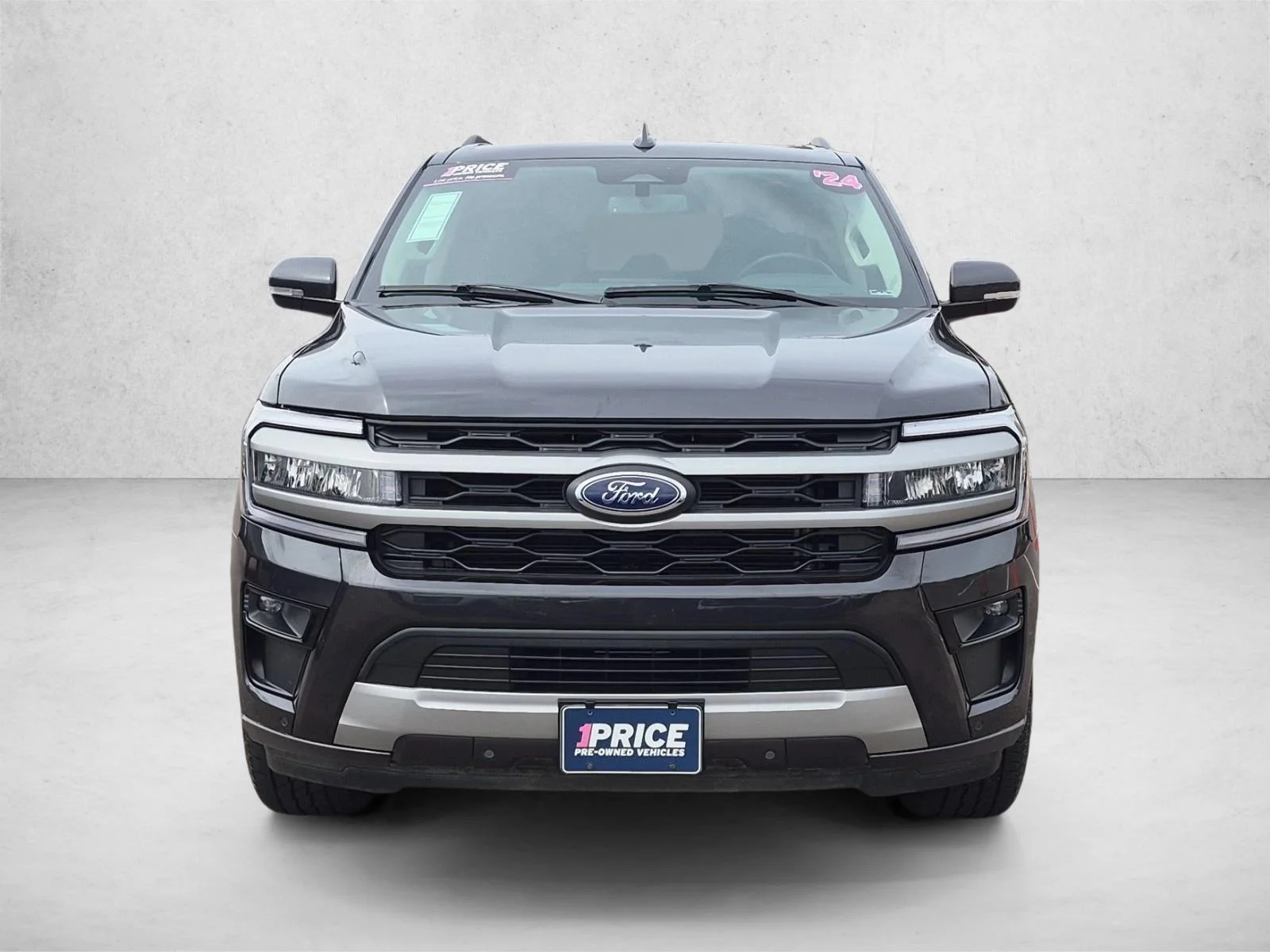 Used 2024 Dark Matter Gray Metallic Ford XLT image 2