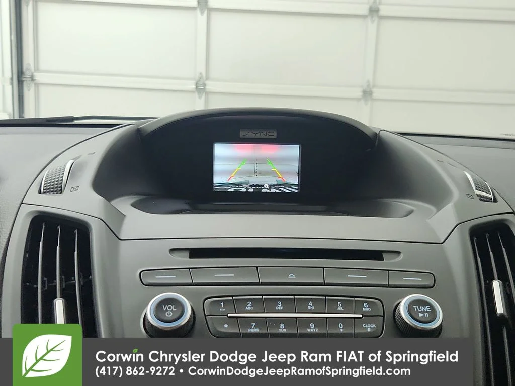 Used 2018 Blue Ford SE image 25