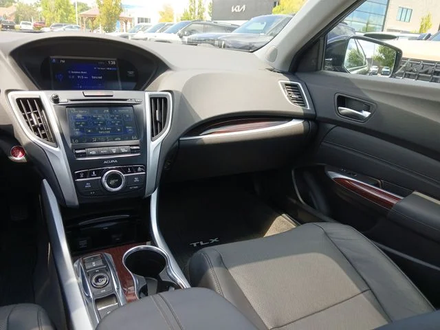 Used 2017  Acura 3.5L V6 image 10