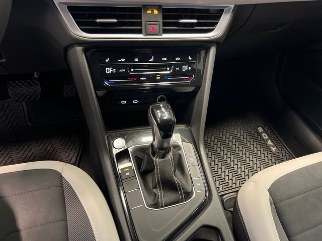 New 2026 White Volkswagen 1.5T SE image 19