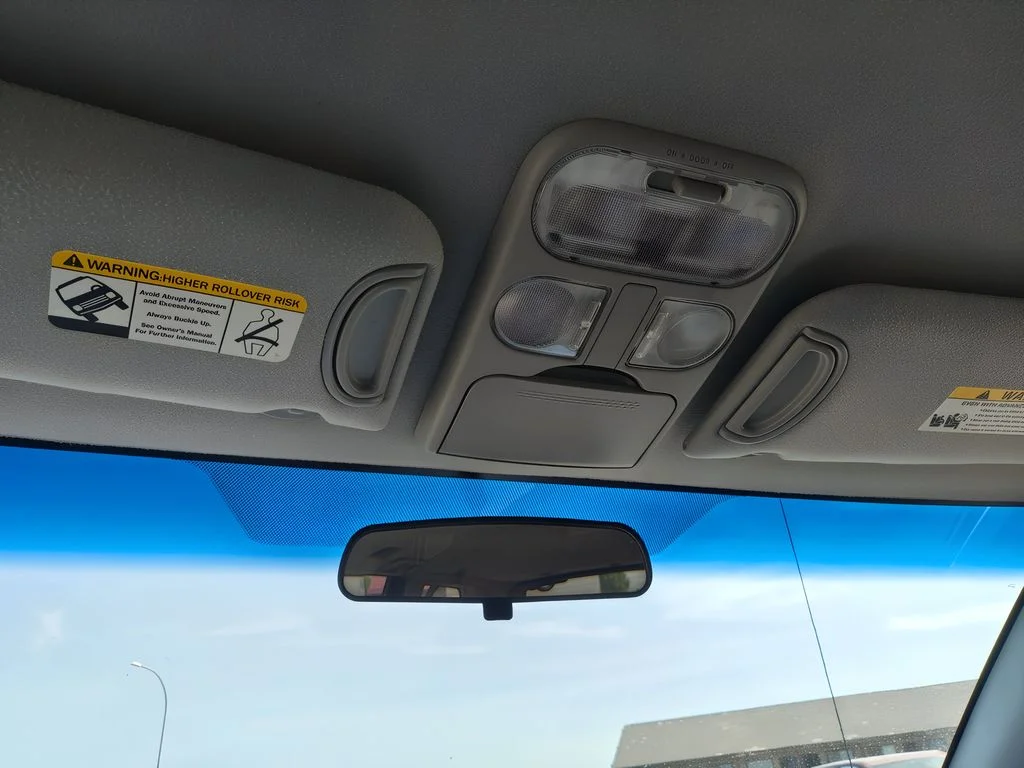2005 Mitsubishi Endeavor LS - Photo 21