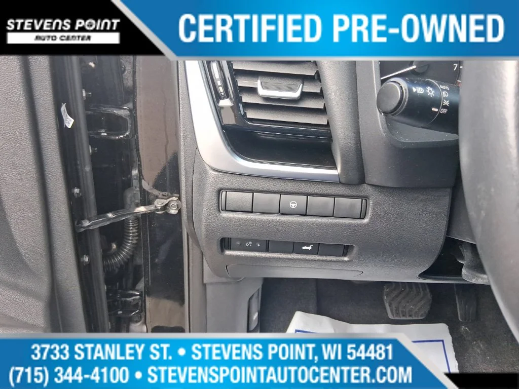 Used 2023 Super Black Nissan SL image 17