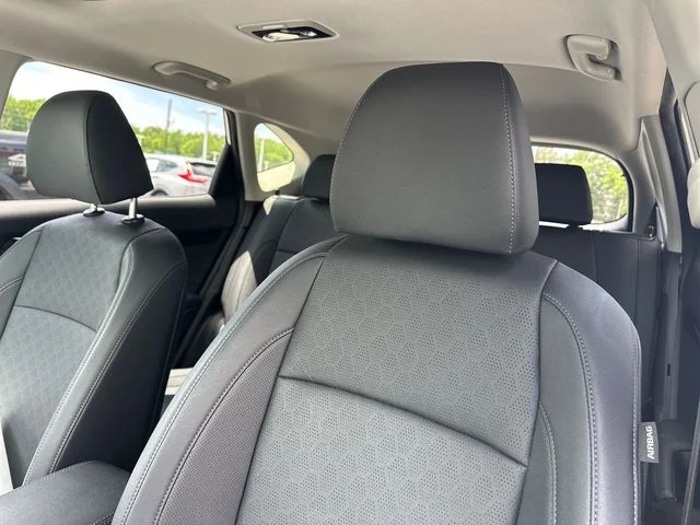 Used 2022 White Kia SX image 18