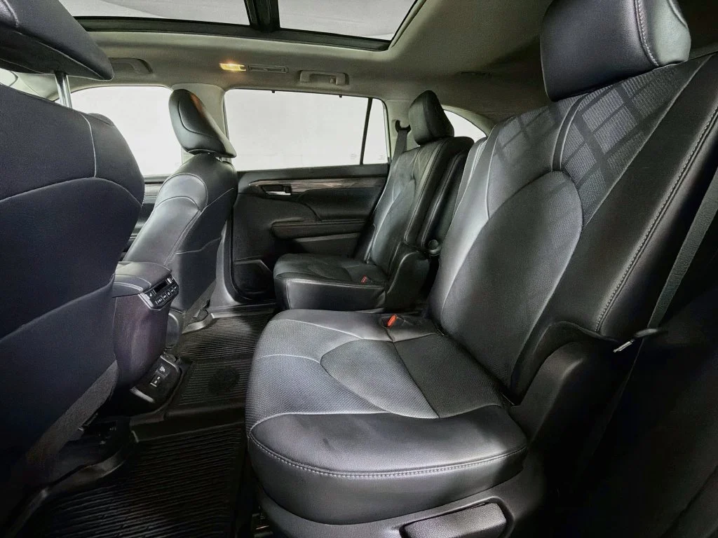 Used 2024 Beige Toyota Platinum image 18