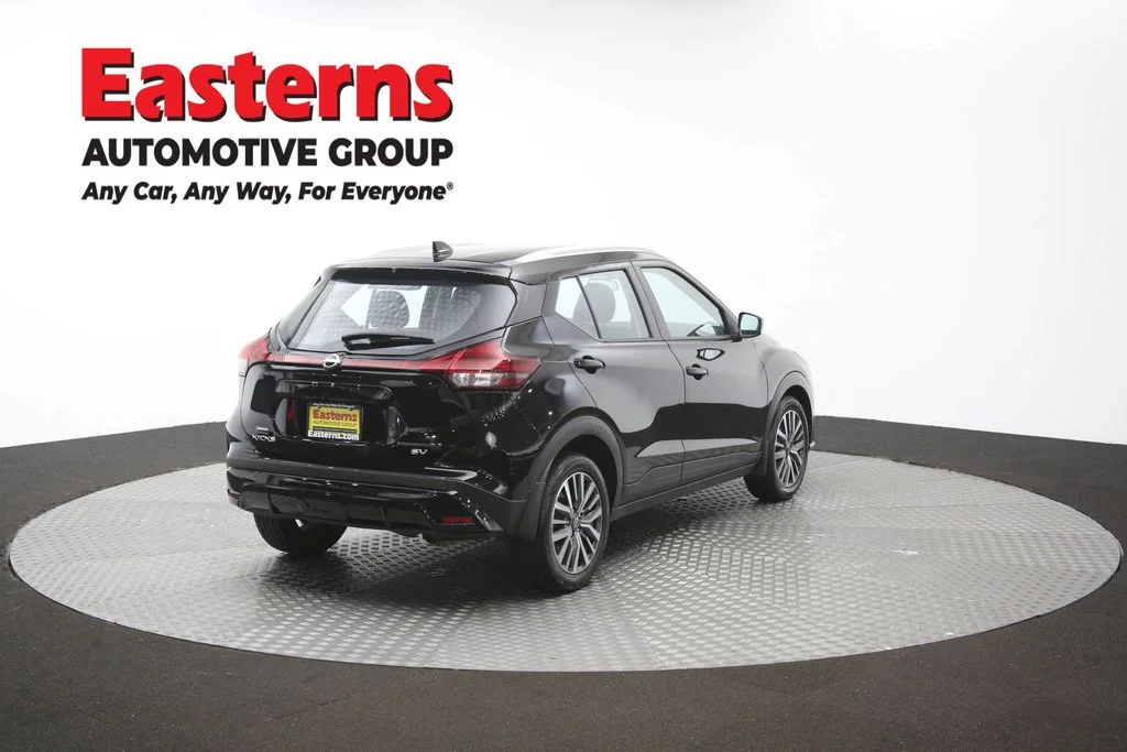 Used 2023 Black Nissan SV image 38