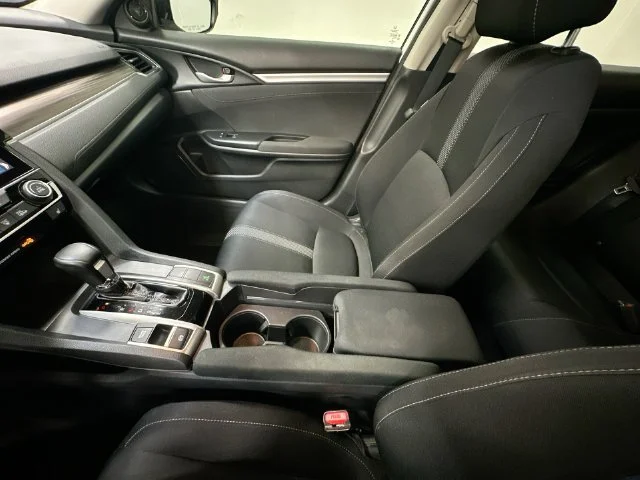 Used 2019  Honda EX image 24