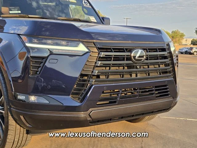 Certified Used 2025  Lexus 550 Luxury+ image 9