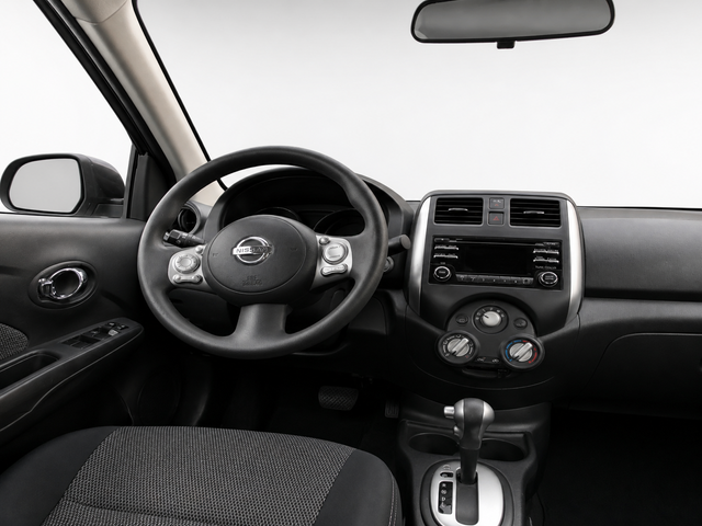 Used 2014 Black Nissan 1.6 SL image 11