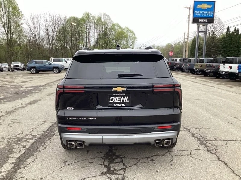2026 Chevrolet Traverse LT - Photo 6