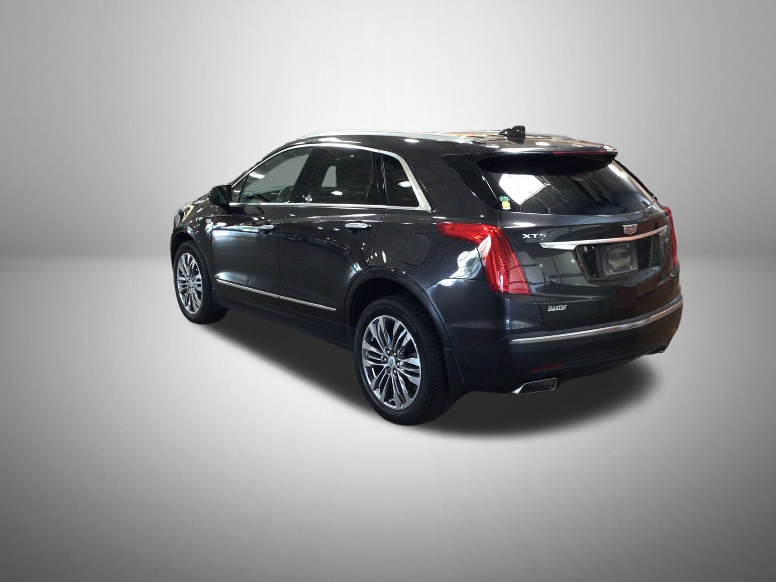 2017 Cadillac XT5 Premium Luxury - Photo 2