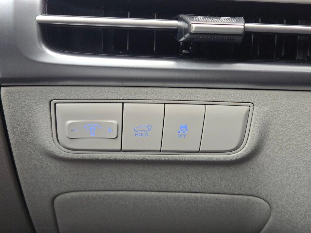New 2026 White Hyundai SEL AWD image 26