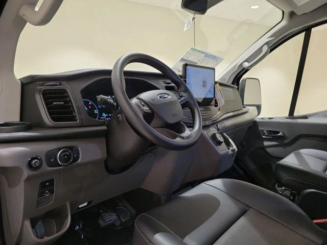 Used 2022 Ford E-Transit Cargo Van Base with VIN 1FTBW1YK8NKA65094 for sale in Comanche, TX