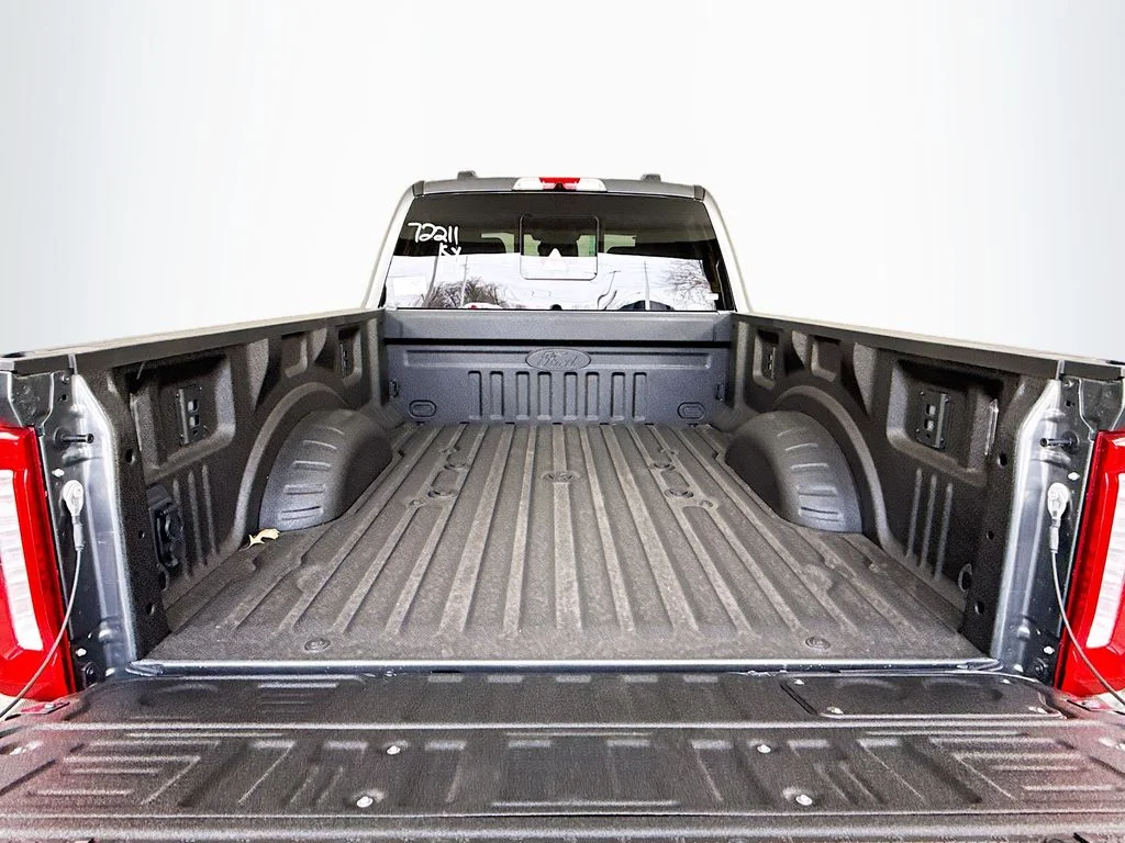 New 2026 Carbonized Gray Metallic Ford F-250® Lariat® image 28