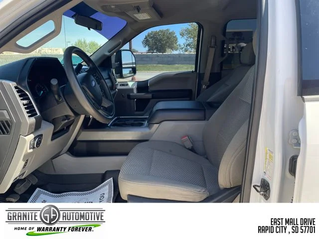 Used 2018 White Ford XLT image 16
