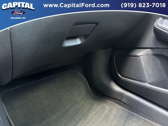 Used 2023 Silver Nissan SV image 27