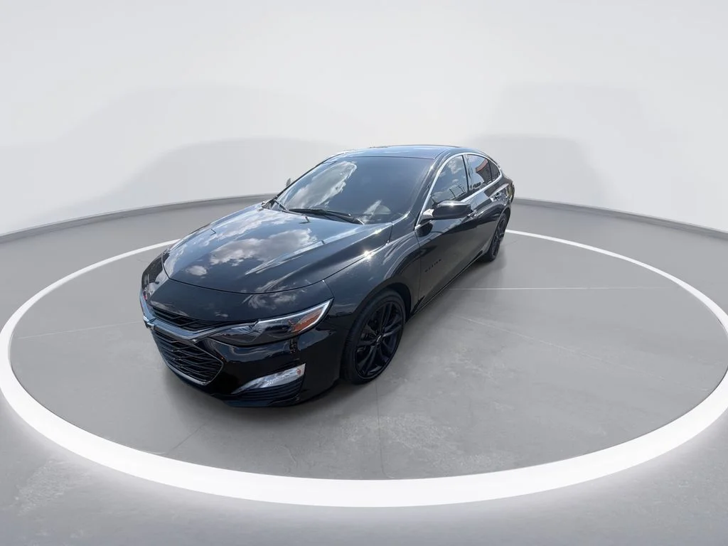 Used 2024 Black Chevrolet LT image 4