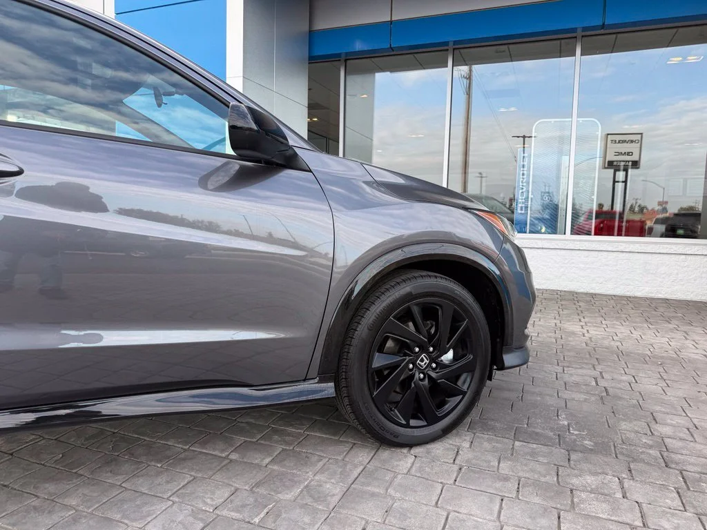 Used 2022  Honda Sport image 13