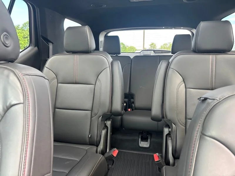 Used 2023 Gray Chevrolet RS image 31