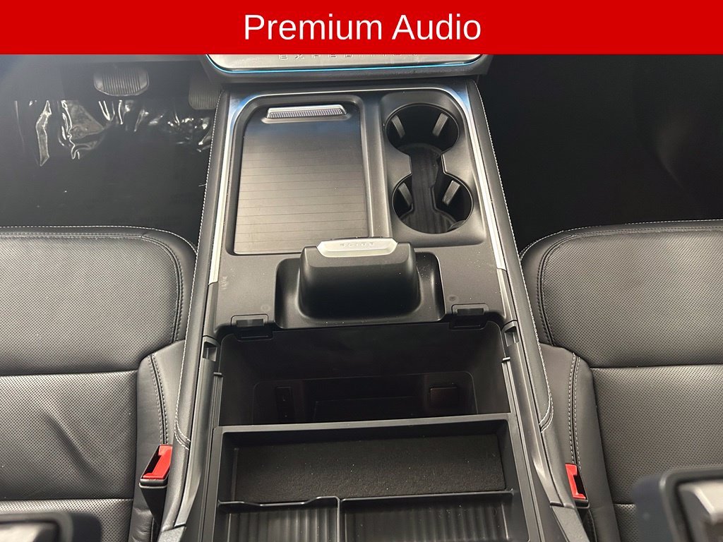 Used 2025 Black Ford Platinum image 9