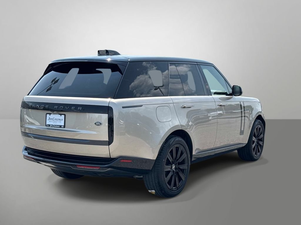 Used 2023 Blue Land Rover SE image 26