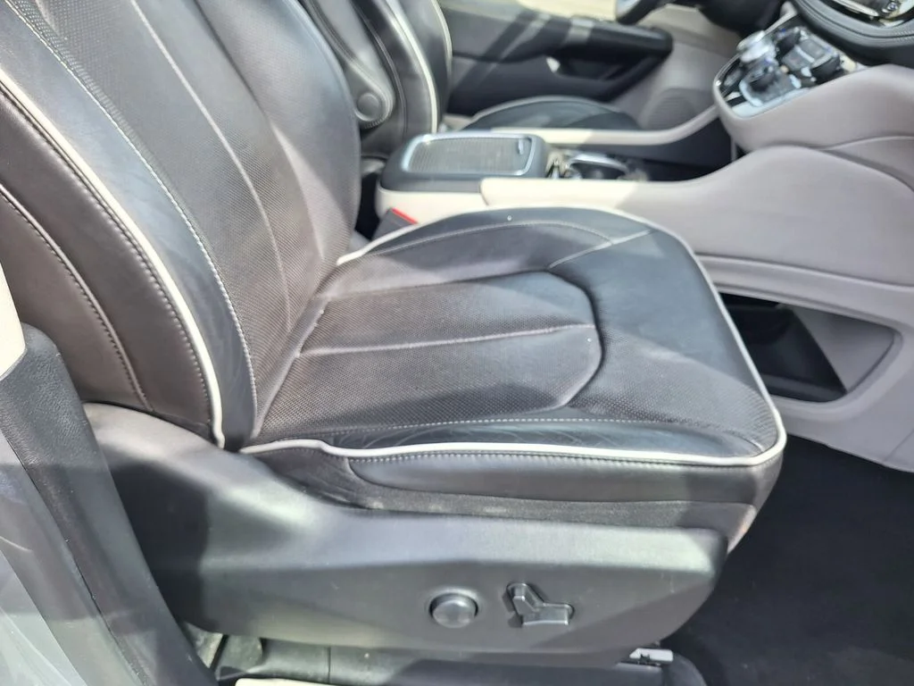 2023 Chrysler Pacifica Limited - Photo 31