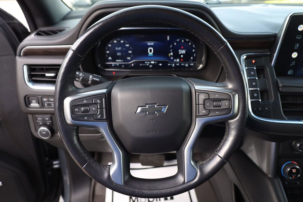 Used 2022 Satin Chevrolet Z71 image 13