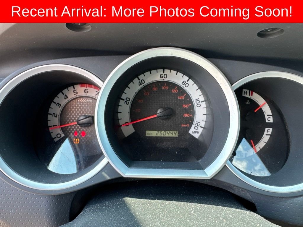 Used 2014 Spruce Toyota Base image 3