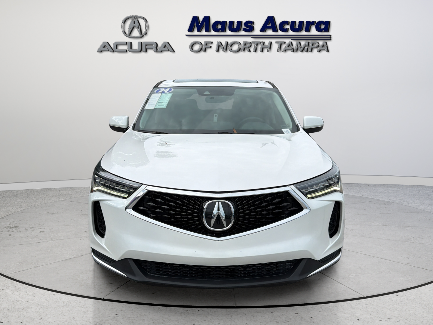 Used 2024 Platinum White Pearl Acura Base image 3