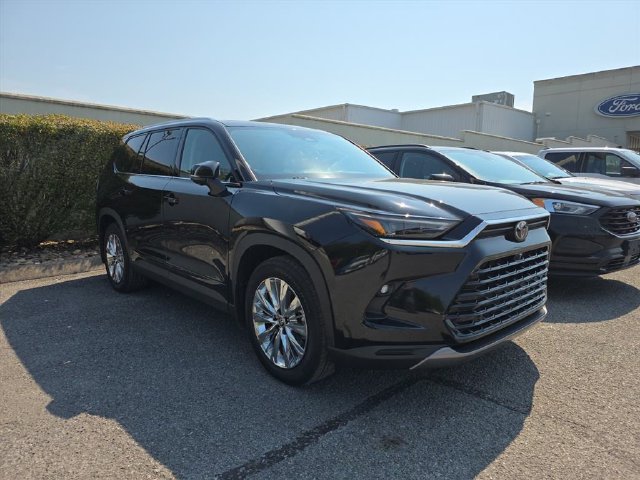 Used 2025 Midnight Black Metallic Toyota Platinum image 2