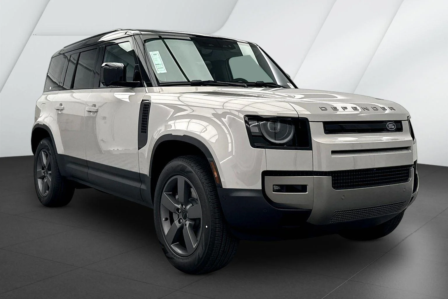 2026 Land Rover Defender 110 S P300's photo