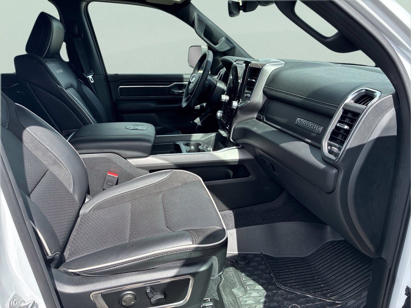 Used 2026 White Ram Laramie image 12