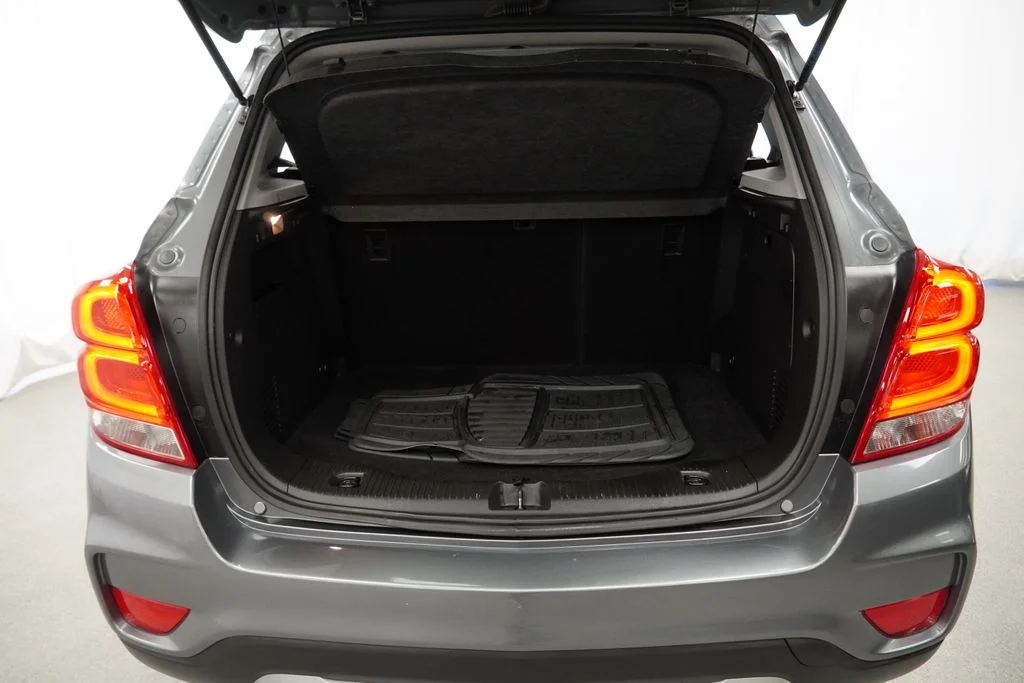 Used 2019 Gray Chevrolet LT image 25