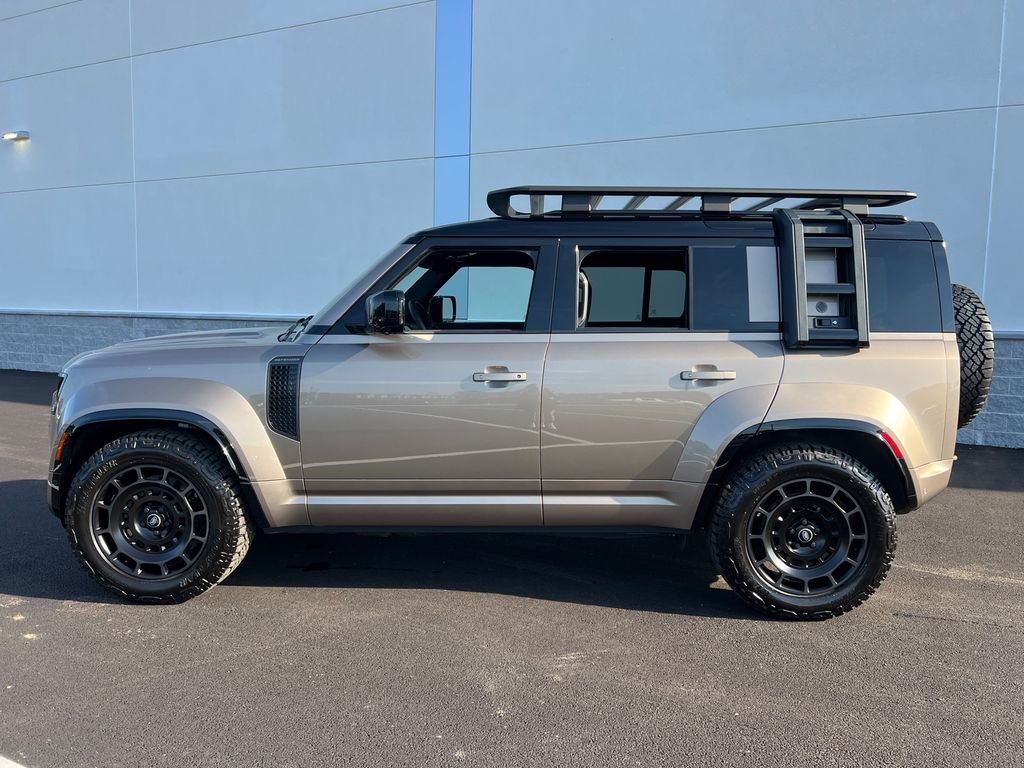 Used 2025 Brown Land Rover OCTA image 4