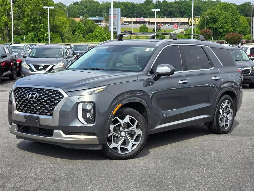 Used 2022 Gray Hyundai Calligraphy image 2