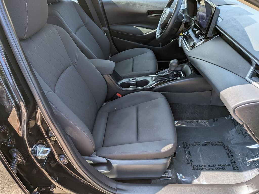 2023 Toyota Corolla LE - Photo 28