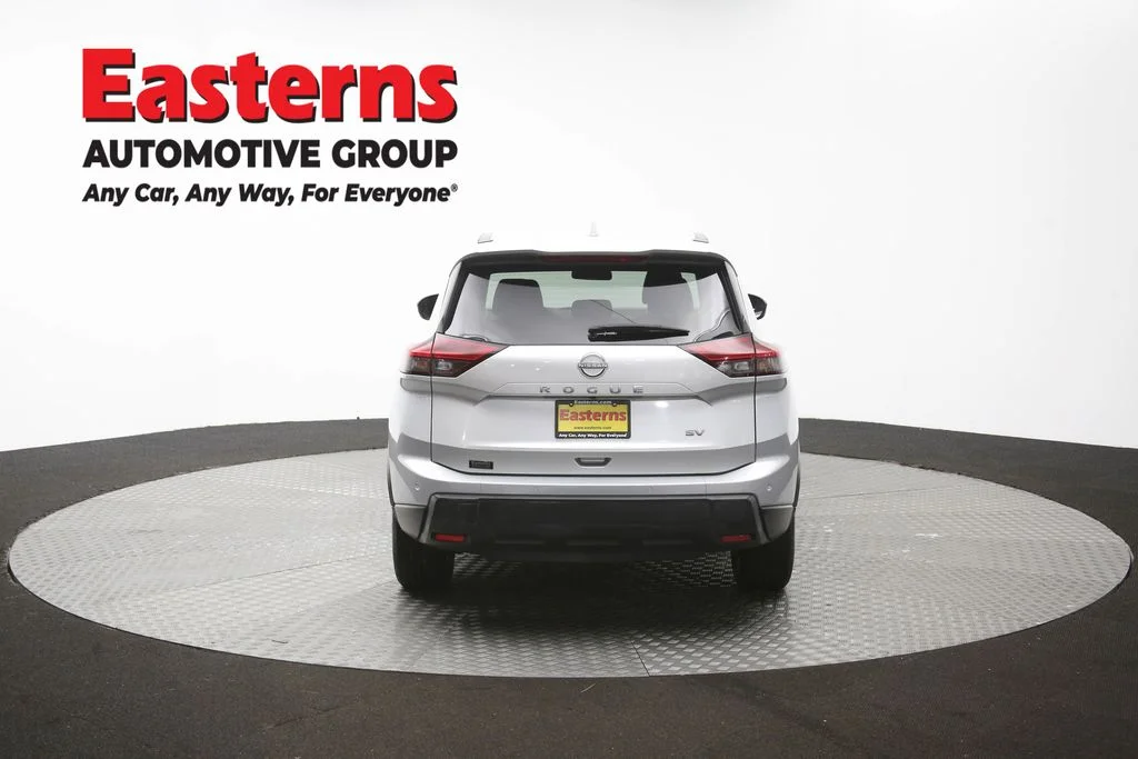 Used 2024 Silver Nissan SV image 35