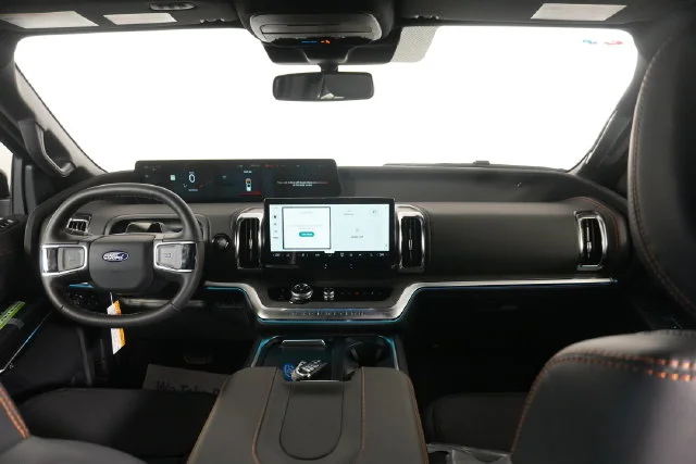 New 2027 Agate Black Metallic Ford Tremor® image 27