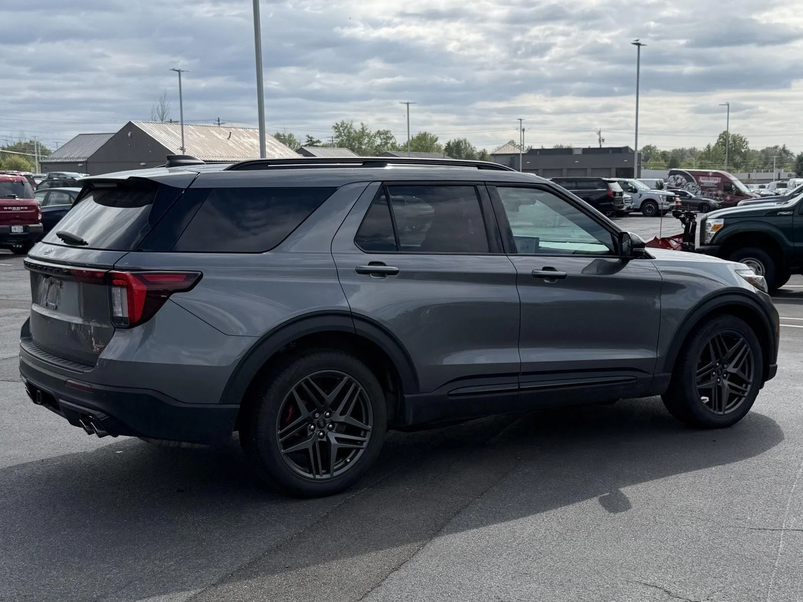 Used 2025 Carbonized Gray Ford ST image 4