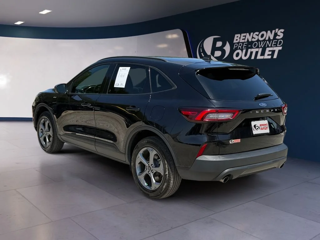 Used 2025 Black Ford ST-Line image 3