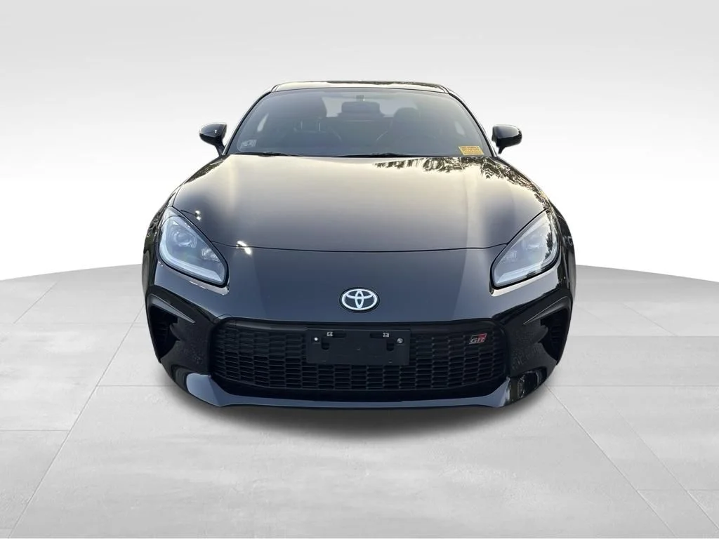 Used 2023  Toyota Premium image 2