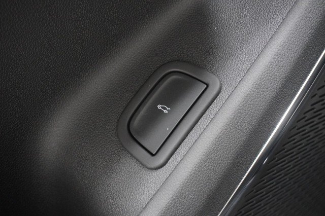 2026 Chevrolet Traverse LT - Photo 16