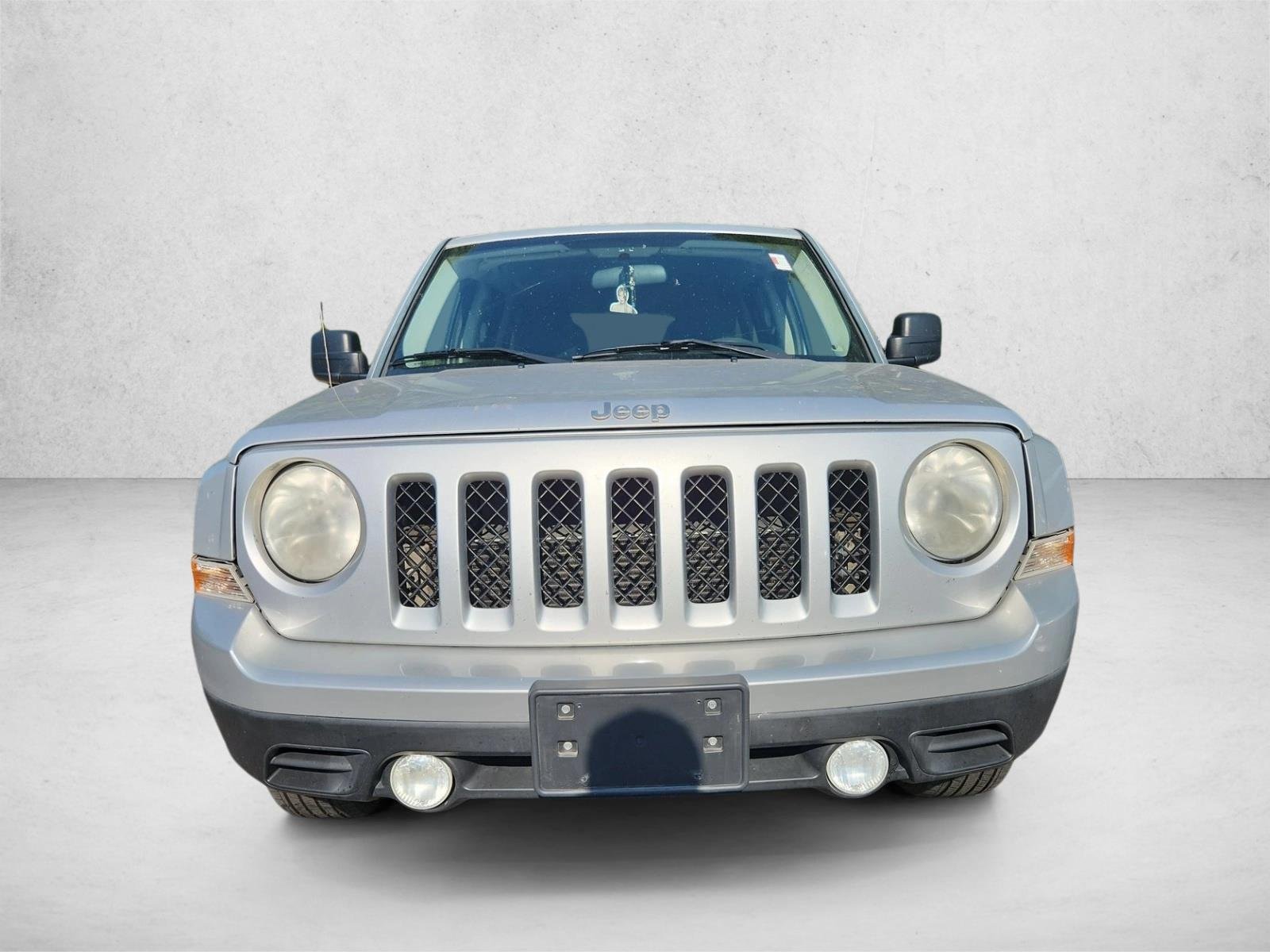 Used 2011 Bright Silver Metallic Jeep Sport image 13