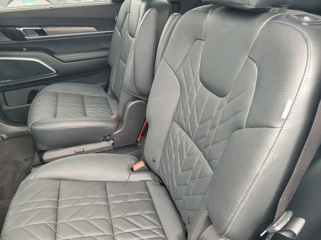 Used 2023 Gray Kia SX X-Line image 17