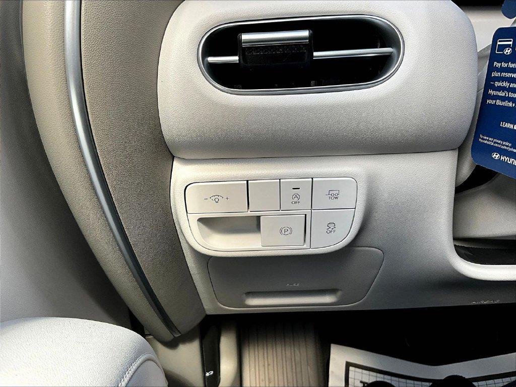 New 2027 Blue Hyundai SE AWD image 15