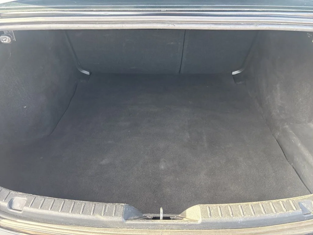 Used 2021 Black Mazda Select image 13