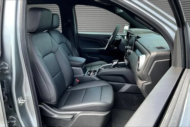 2026 Chevrolet Colorado LT - Photo 11