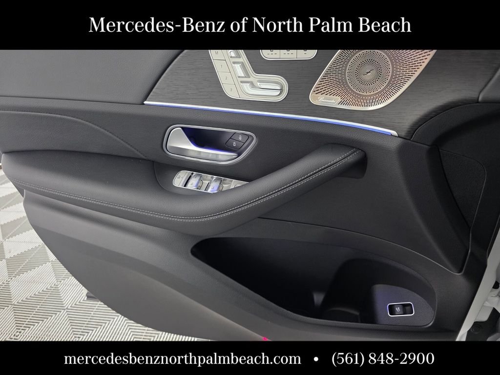 New 2026 MANUFAKTUR Moonlight White Magno Mercedes-Benz GLE 450 image 20